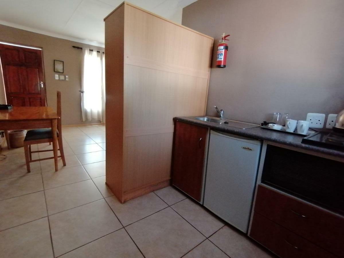Goedehoop Guesthouse Zeerust Εξωτερικό φωτογραφία